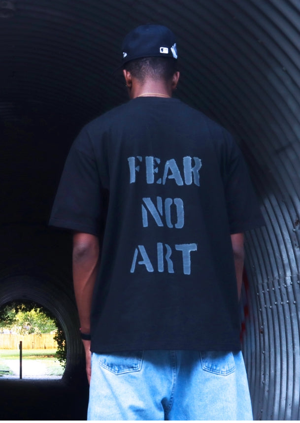 FEAR NO ART - TEE